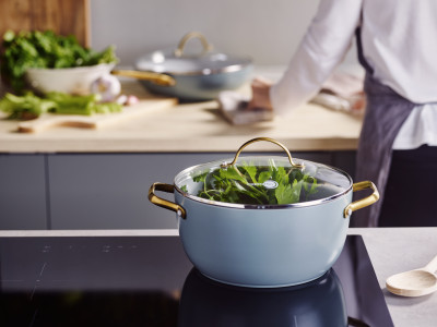 Padova Smokey Blue Covered Casserole 24cm/4.7L