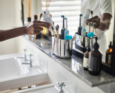 EasyStore Luxe Large Toothbrush Caddy - Stainless  Steel
