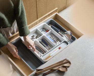 DrawerStore™ Expanding Cutlery Tray