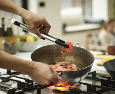 Elevate Fusion Precision Tongs
