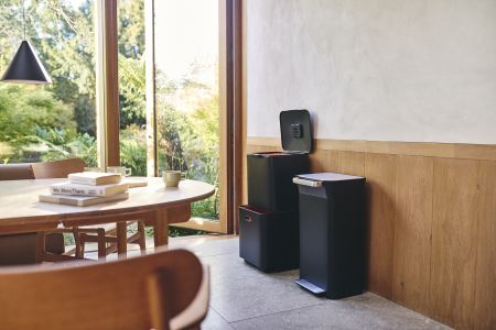 Totem Max 60-litre - Carbon Black