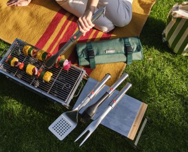 GrillOut 4-piece BBQ utensil set w. case