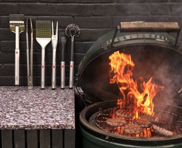 GrillOut 4-piece BBQ utensil set w. case