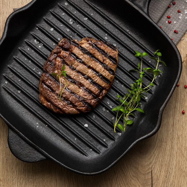 Pre-Seasoned Cast Iron Square Griddle Pan 27cm 2.2l