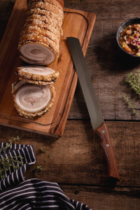 Churrasco Black Collection Serrated Knife 10", 25cm