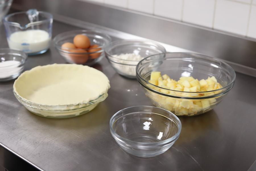 Gigogne Lys Stack Bowl 17cm / 970ml