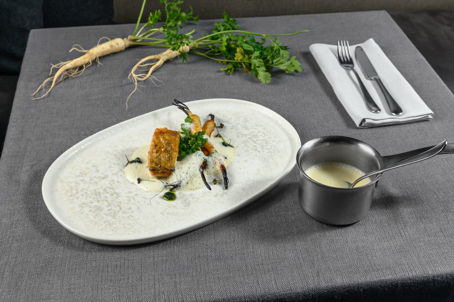Lunar White Bowl 140mm