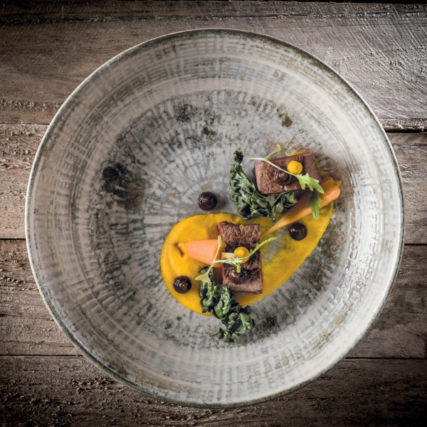 Odette Plate Coupe 210 mm