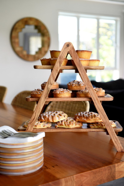 Serve Natural Acacia 3-Tier Display Stand 460x240x460mm