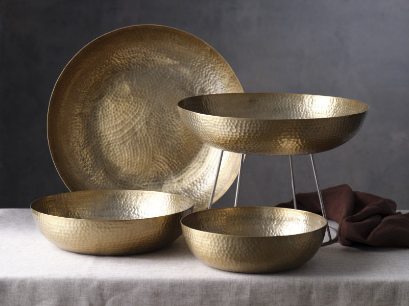 Round Serving / Seafood Bowl Hammered Brass 400x80mm / 8.0L