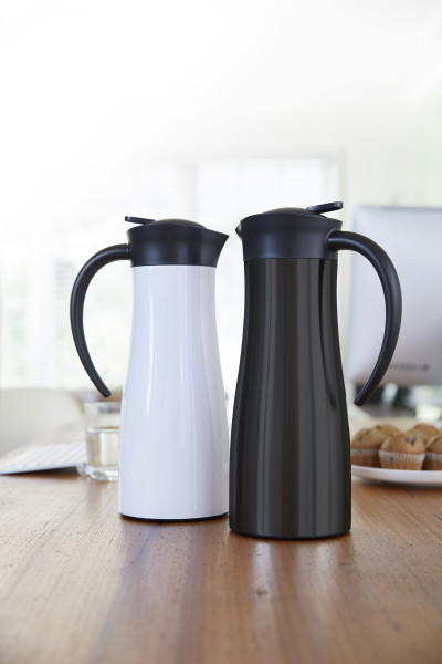Sleek Jug Vacuum Push Button Blk 300mm 1.5lt