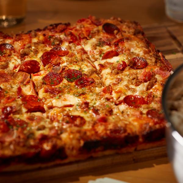 Pizzeria Pro Indoor Pizza Oven (CPZ-120XA)