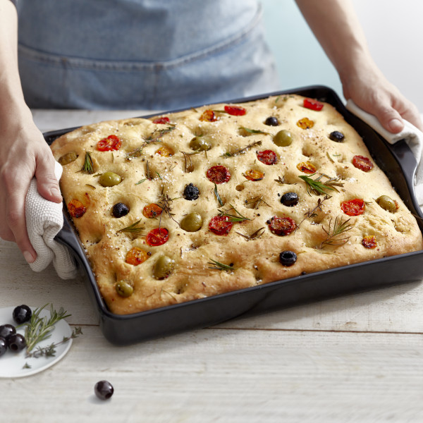 Focaccia Bread Baker - Burgundy