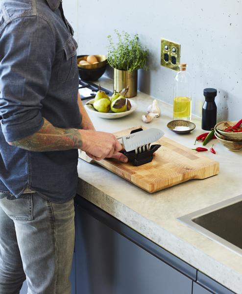 Diamond Fingers™ Compact Knife Sharpener