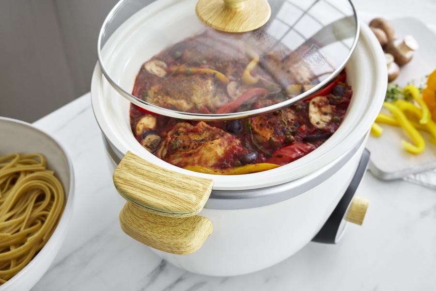 Slow Cooker- Cream