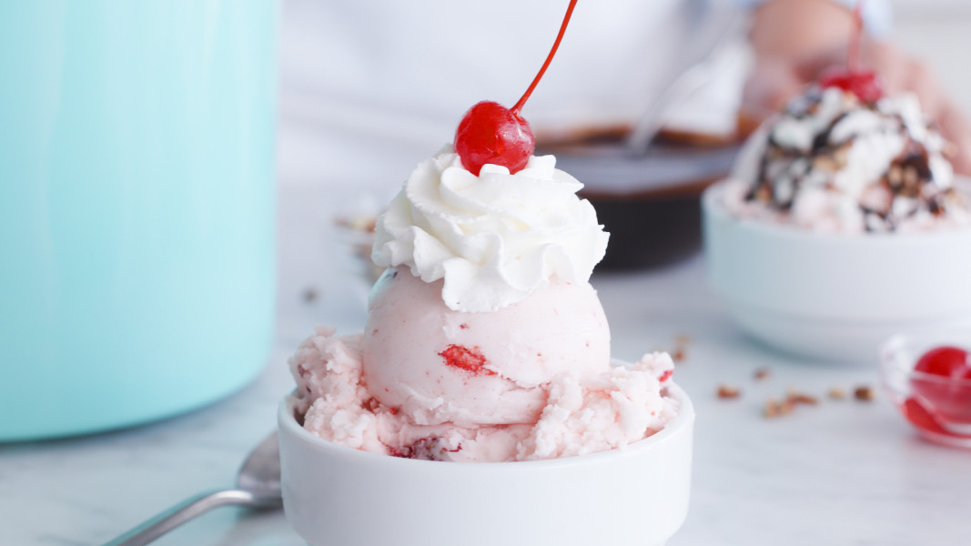 Ice Cream Maker, Turquoise - PFAS Free