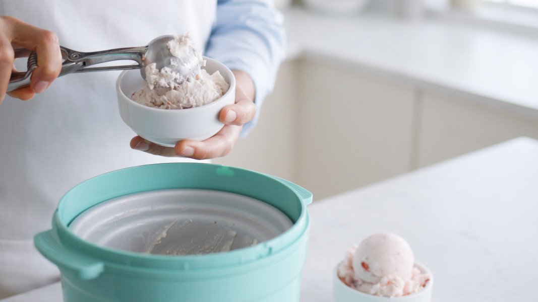 Ice Cream Maker, Turquoise - PFAS Free