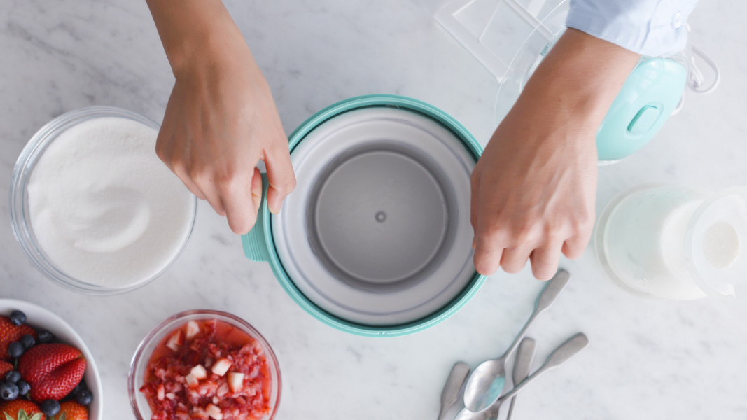 Ice Cream Maker, Turquoise - PFAS Free