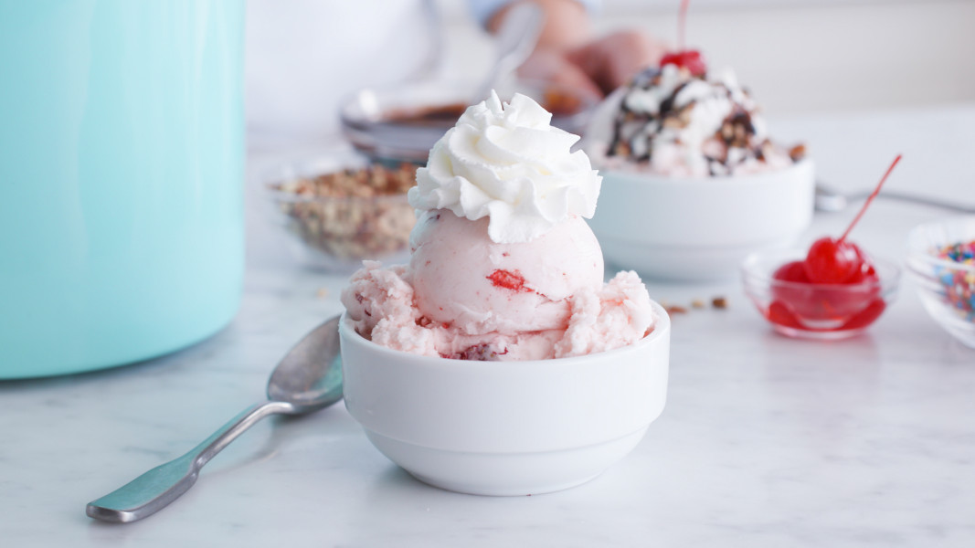 Ice Cream Maker, Turquoise - PFAS Free