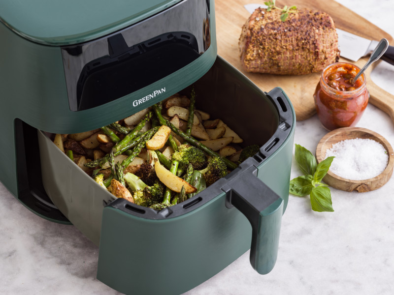 Bistro XXL Coloured Air fryer Pine Green 7.2L - PFAS Free