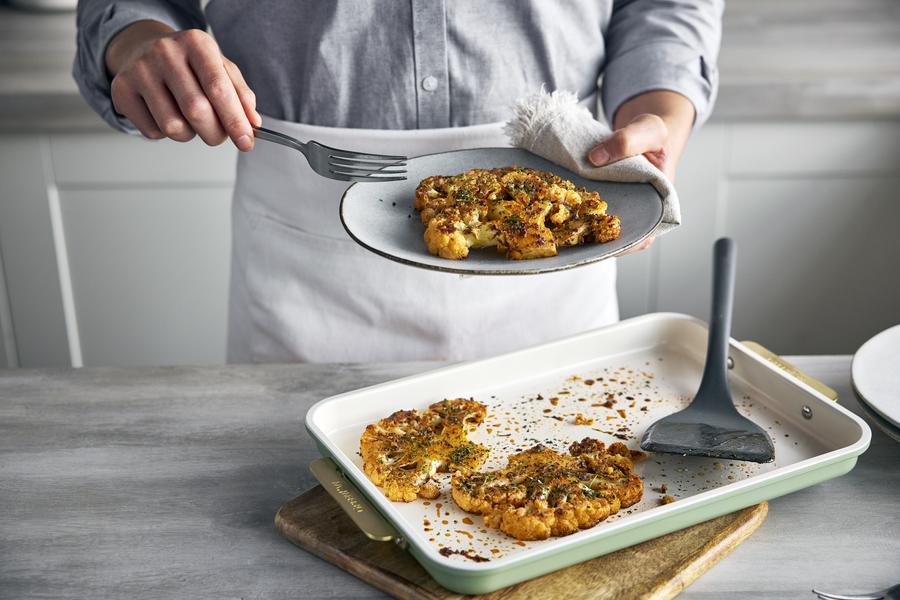 Cookie Sheet w Handles 30.2cm x 25.2cm - PFAS Free