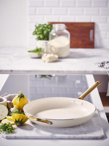 Padova Frypan 32cm with Helper Handle Cream