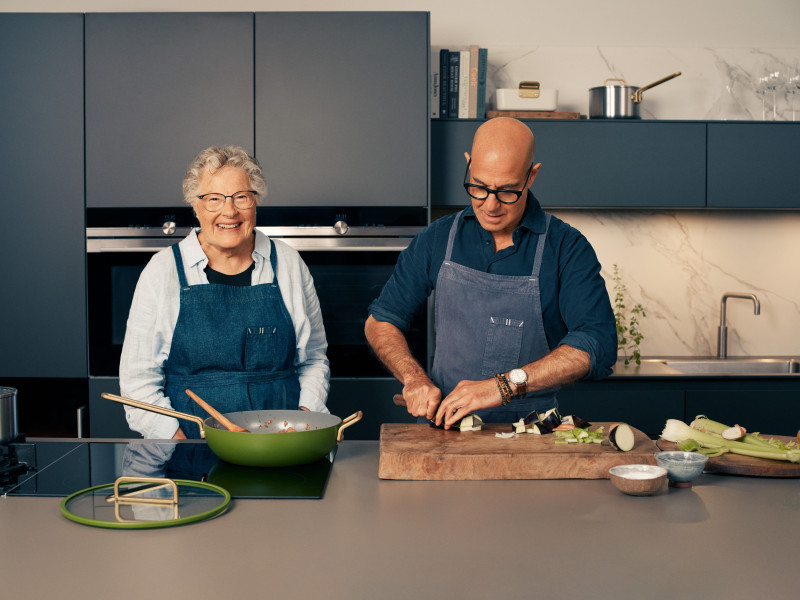 Ceramic Non-Stick 29cm Junior Stanley Pan | Tuscan Olive