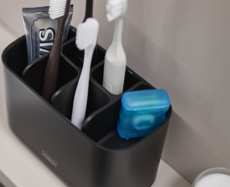 Easystore Large Toothbrush Caddy - Black