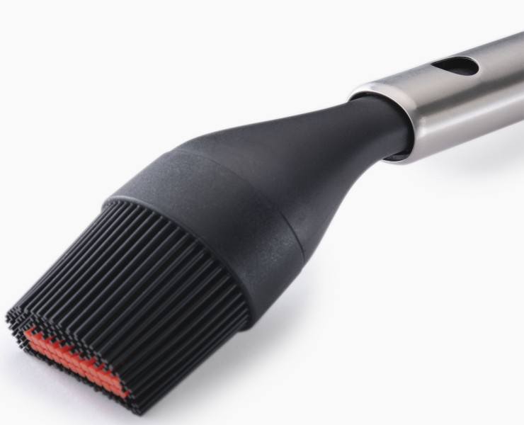 GrillOut BBQ Silicone Basting Brush with retractable head