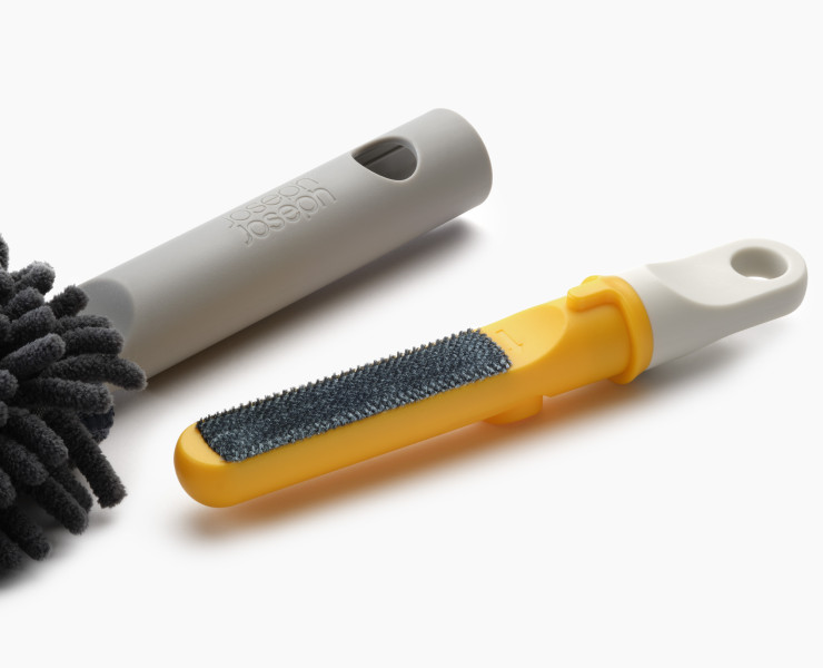 CleanTech 3-in-1 duster with storage sheath