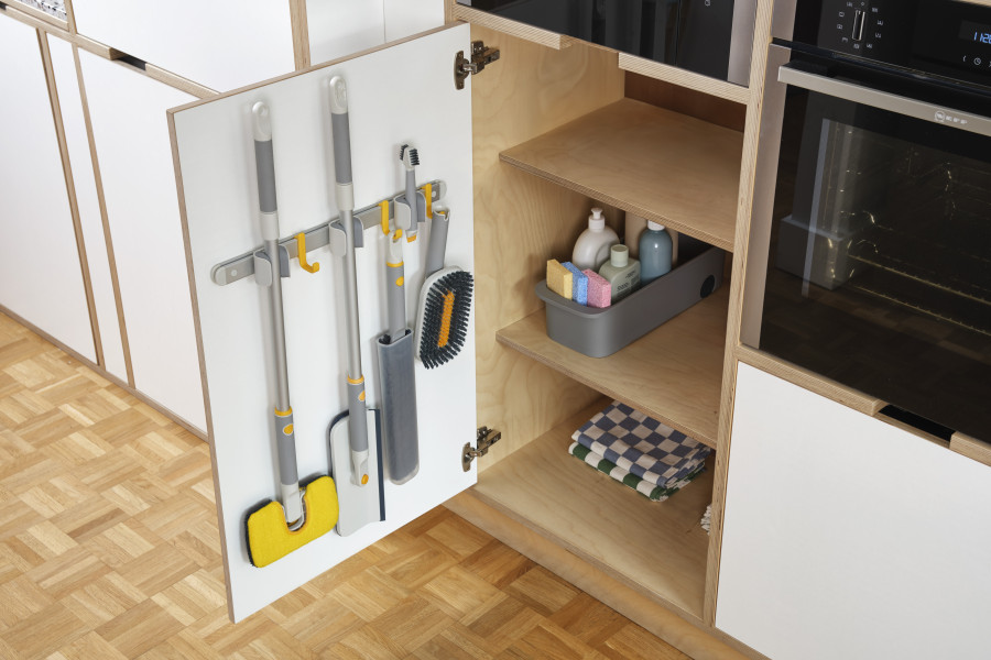CleanTech cleaning tool storage rail
