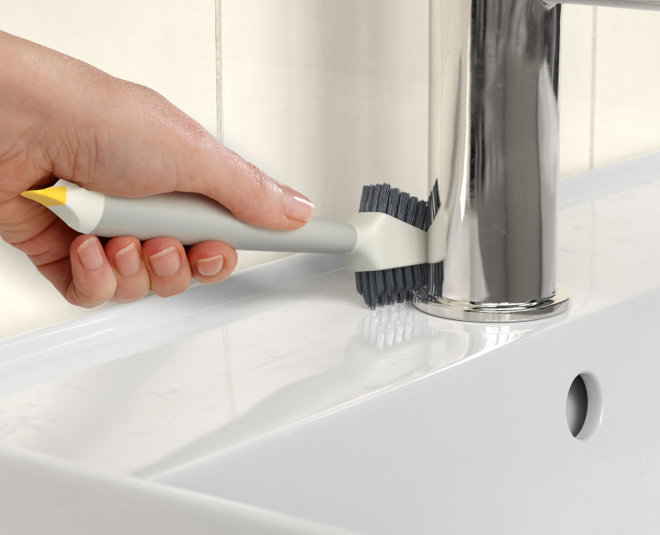 CleanTech 3-in-1 detail cleaning brush