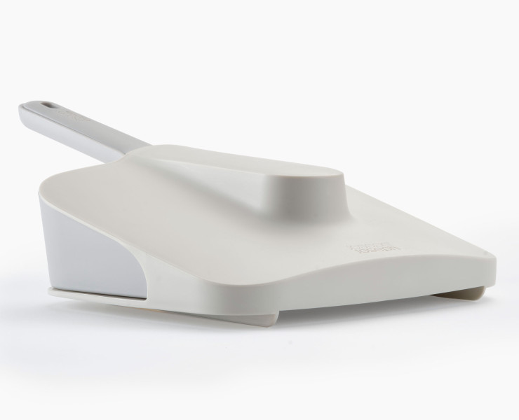 CleanTech wall-mounted dustpan & brush