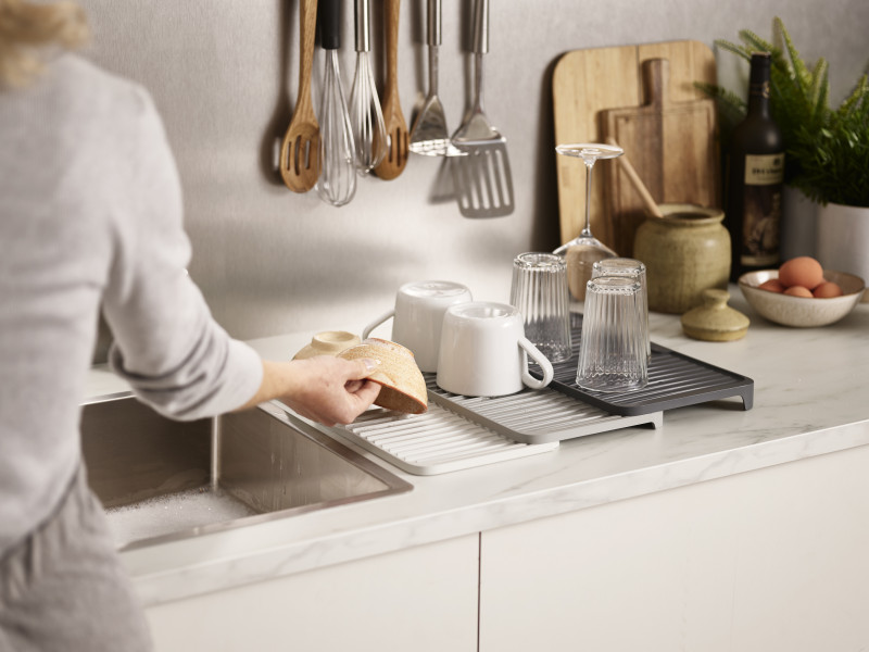 Tiered Dish Drainer