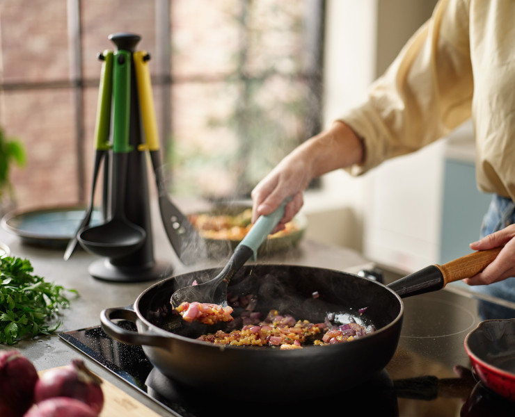 5-piece Utensil Set with storage stand