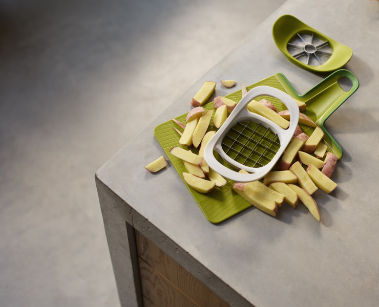 Nest™ Press 2-in-1 Corer and Chipper