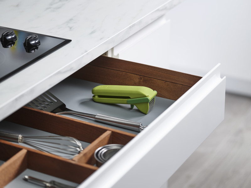 CleanForce Garlic Press