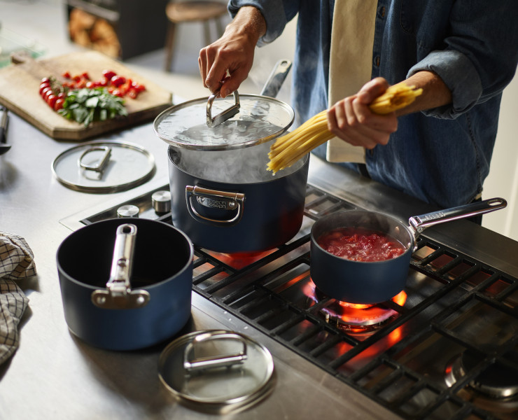 Space 15cm/1.4qt Non-Stick Induction Saucepan & Lid