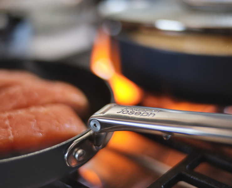 Space 2 Piece Non-Stick Induction Frying Pan Set