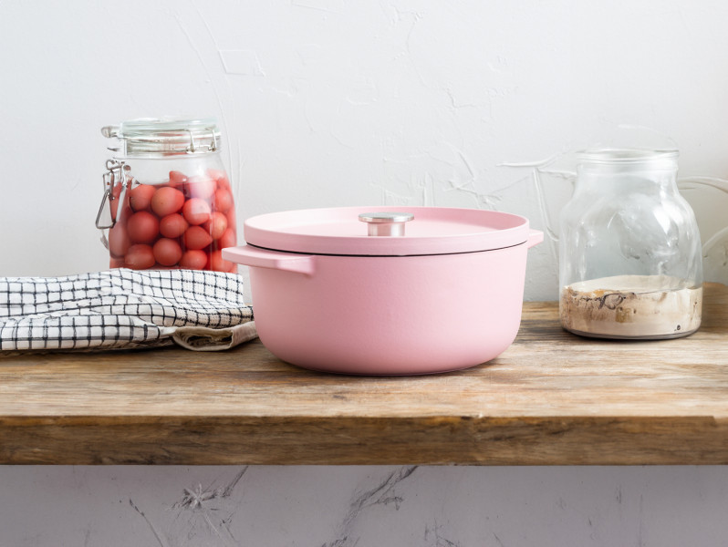 Dried Rose Covered Round Casserole 26cm/5.2L