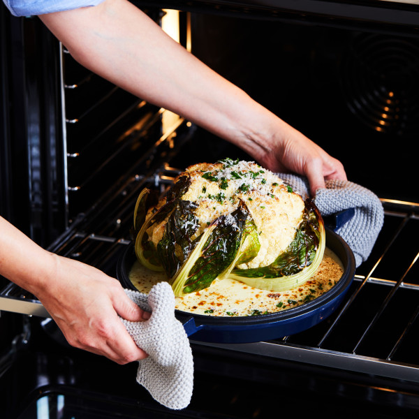 Cast Iron French Oven Mid Blue 24cm