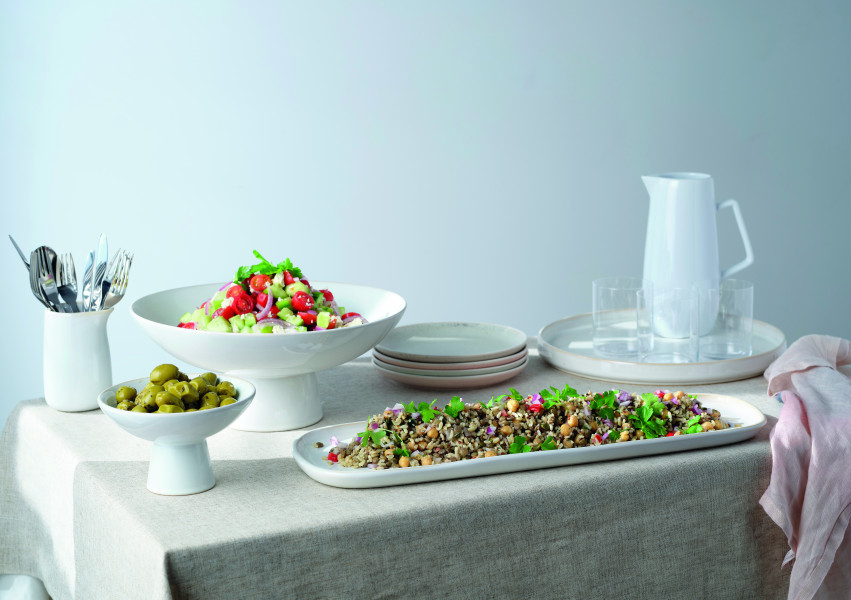 Urban Serve Oval Irregular Large 535x185mm White