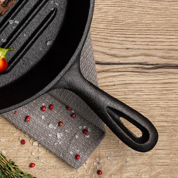 Pre-Seasoned Cast Iron Griddle Pan 26cm 1.65l