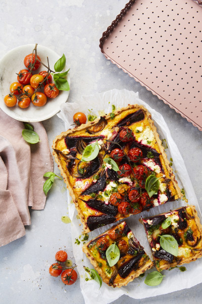 Rose Gold Perforated Large Rectangle Tart Pan