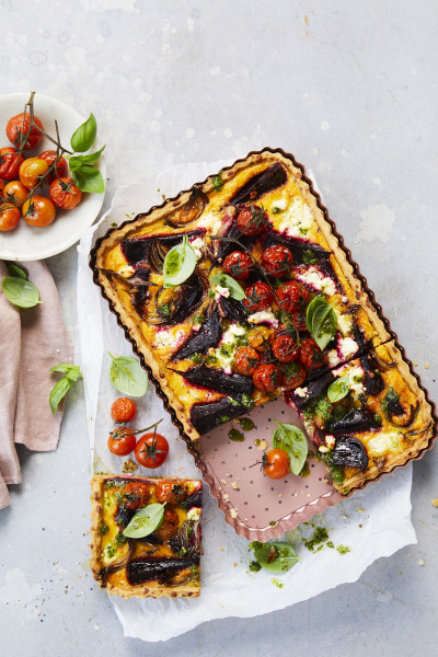 Rose Gold Perforated Large Rectangle Tart Pan