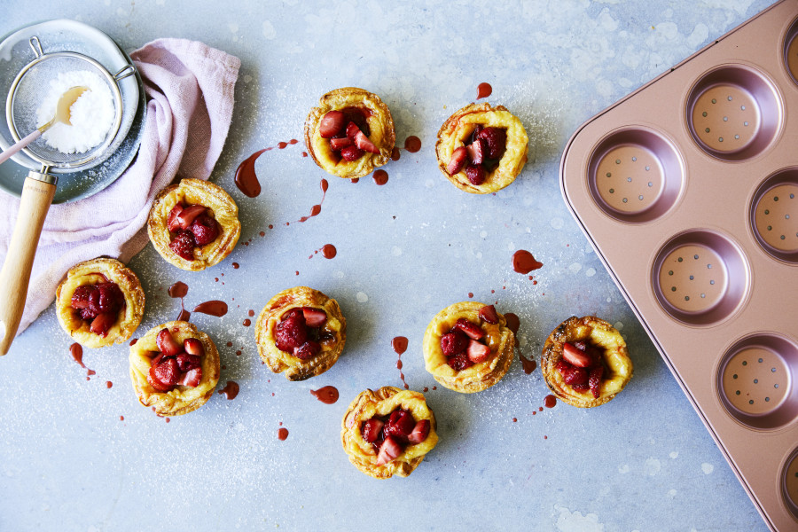 Perforated Tart & Quiche 12 Cup