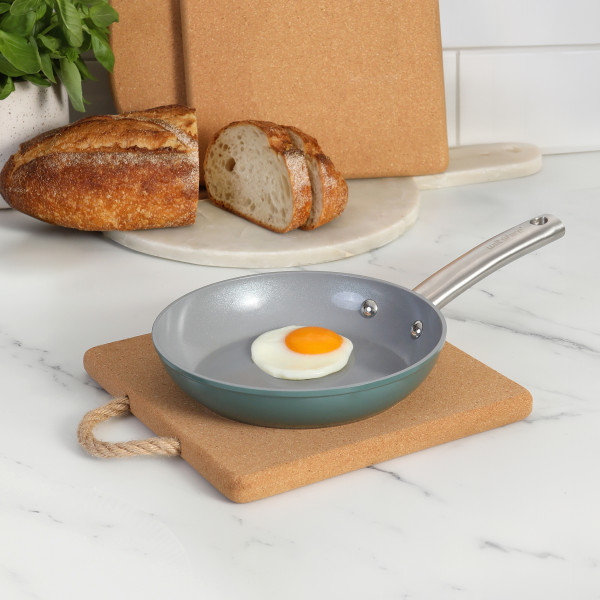 Deluxe Cork Trivet with Rope Handle Square 24 x 2cm